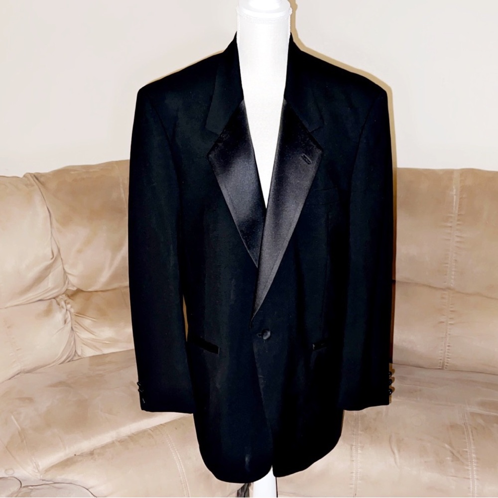DIOR Men’s Tuxedo Jacket